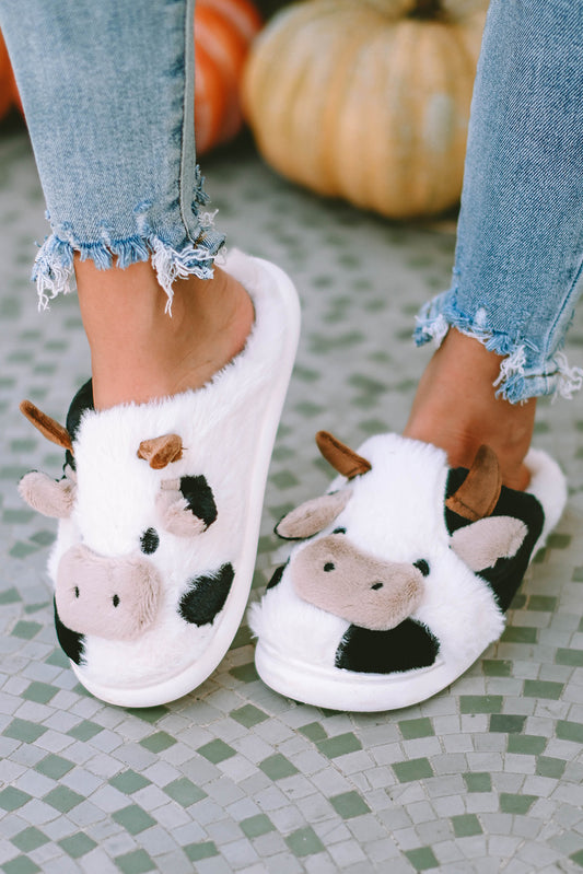 Chaussons en peluche à motif de vache blanche