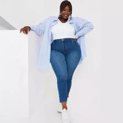 Jeans taille serrée et hanches rehaussées élastiques