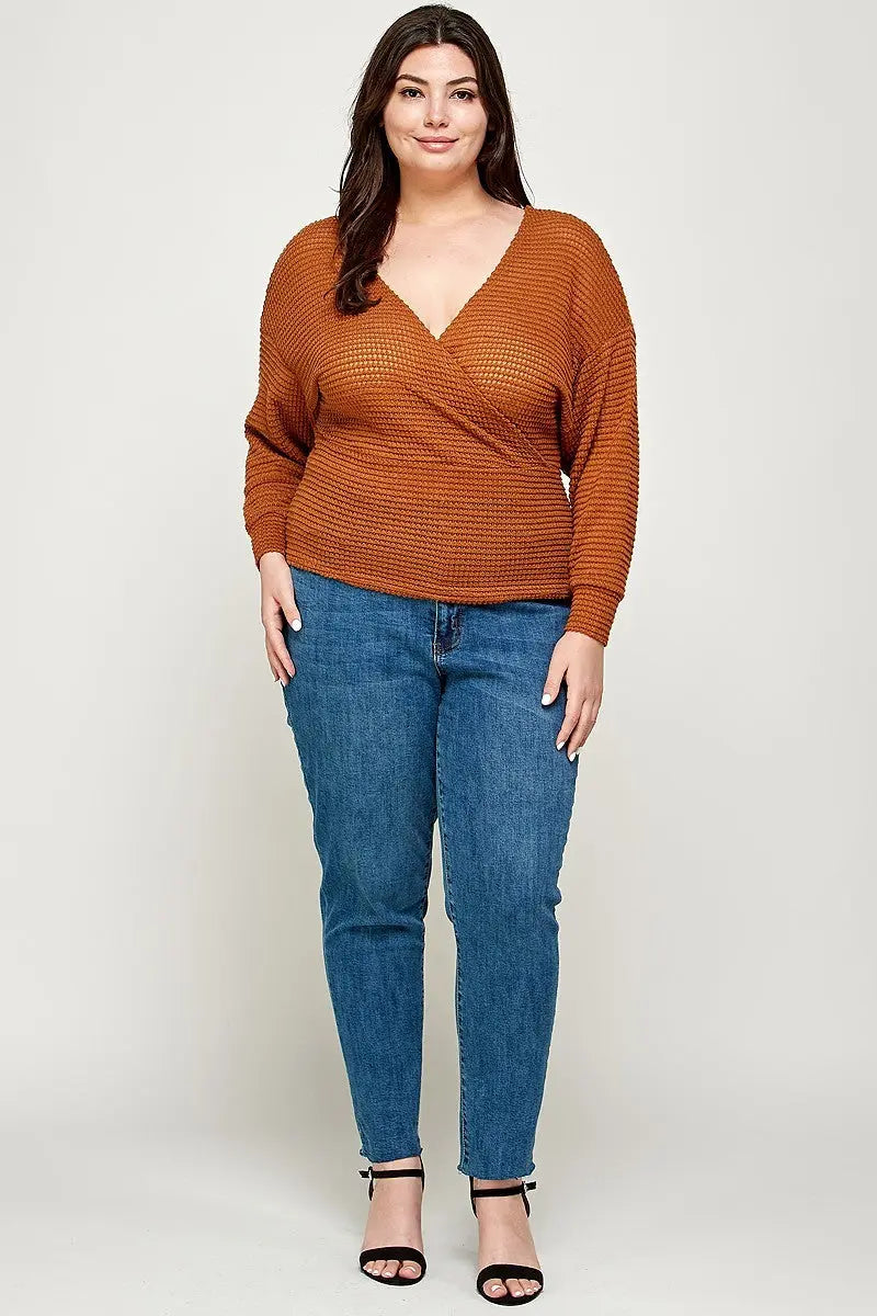 Haut en tricot gaufré texturé grande taille La Mode XL